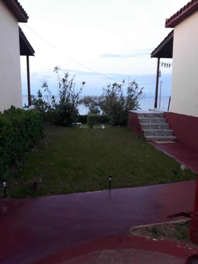 Beach Bungalows Kypseli Extérieur photo