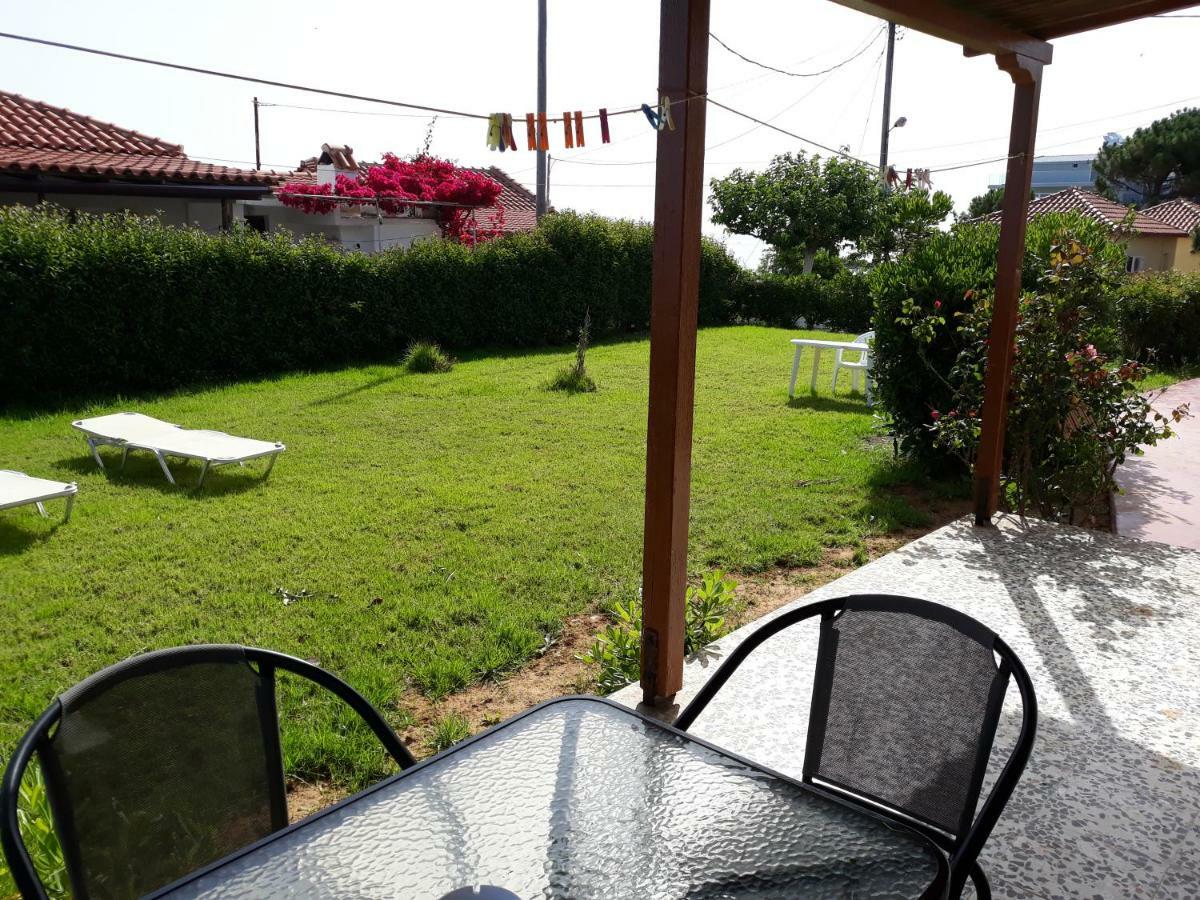 Beach Bungalows Kypseli Extérieur photo